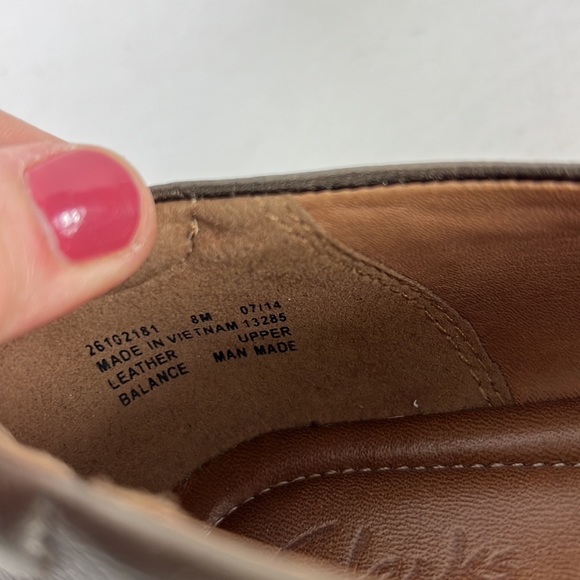 Clarks leather metallic bronze gold round toe slip on shoes us women's size 8 - Picture 10 of 10